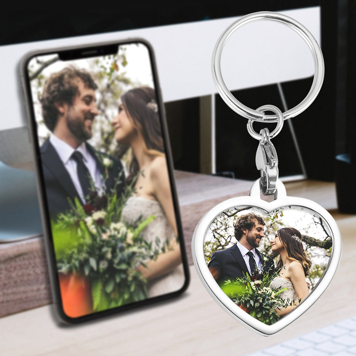 Personalized Stainless Steel Photo Keychain – Custom Gift for Loved Ones - enhanced image 3