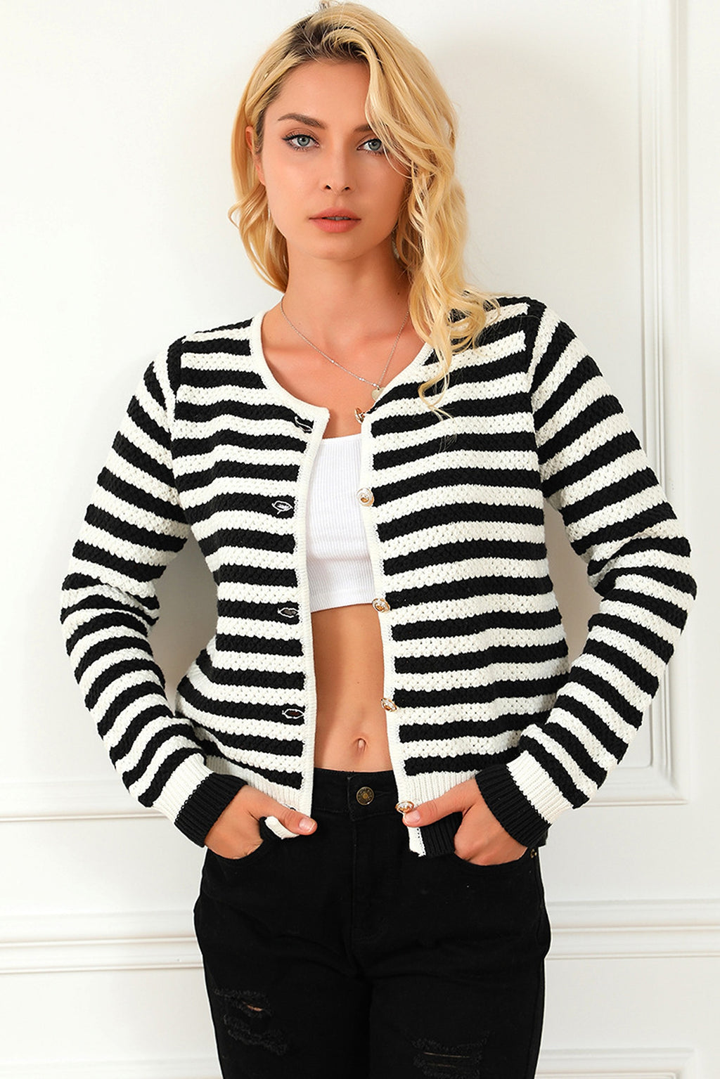 Women's Contrasting Striped Cardigan Sweater - enhanced image 3