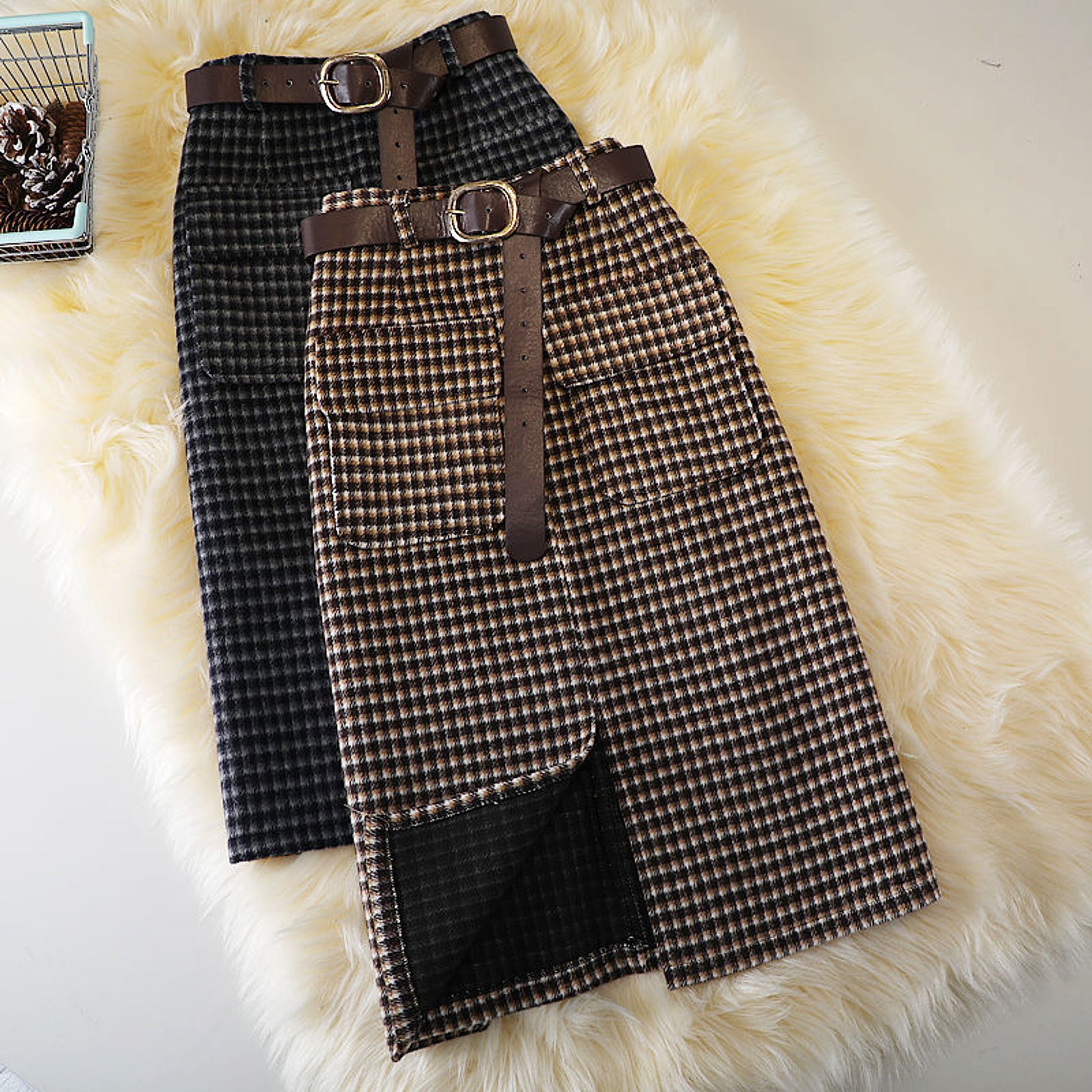 Women's Fashion Mid-length Woolen Skirt - enhanced image 3