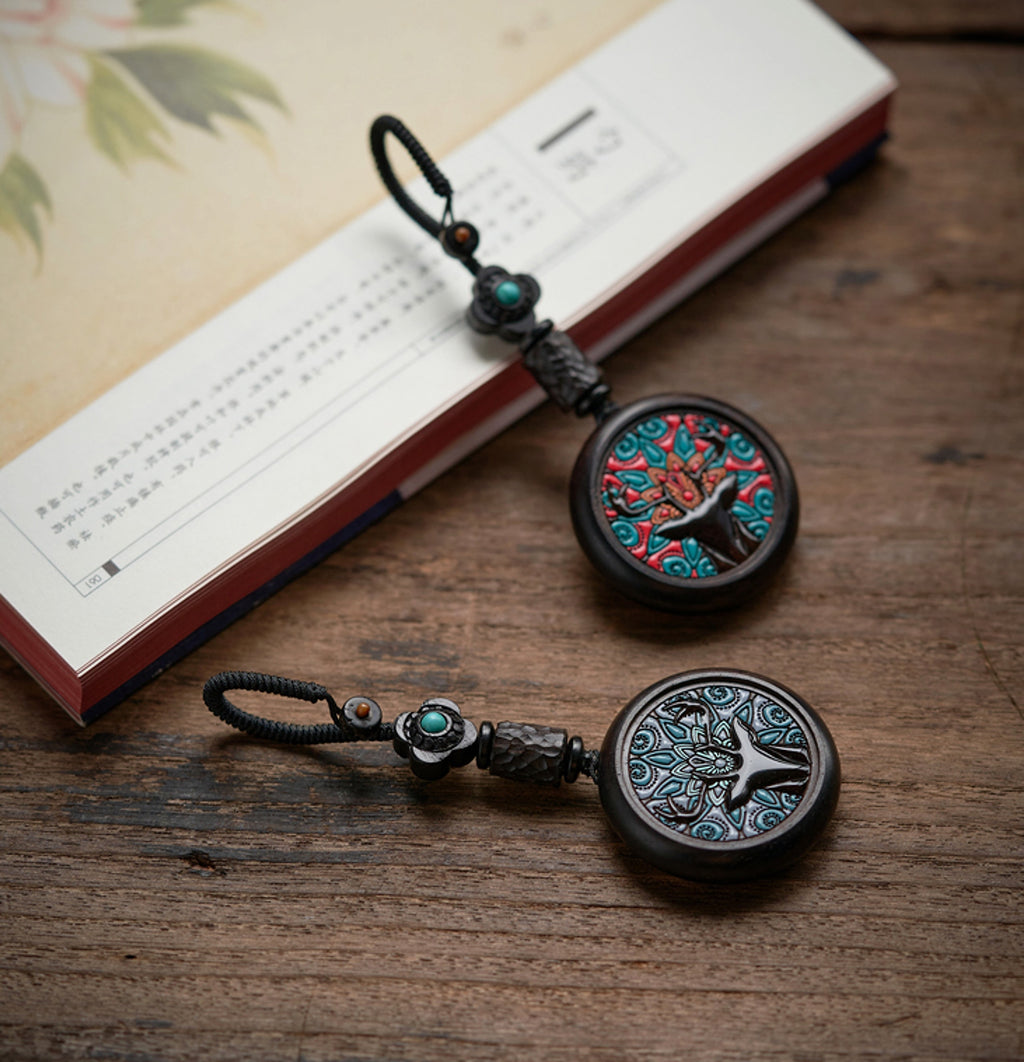 Deer-Themed Wooden Keychain – Elegant Ebony Pendant for Car & Couples - enhanced image 4