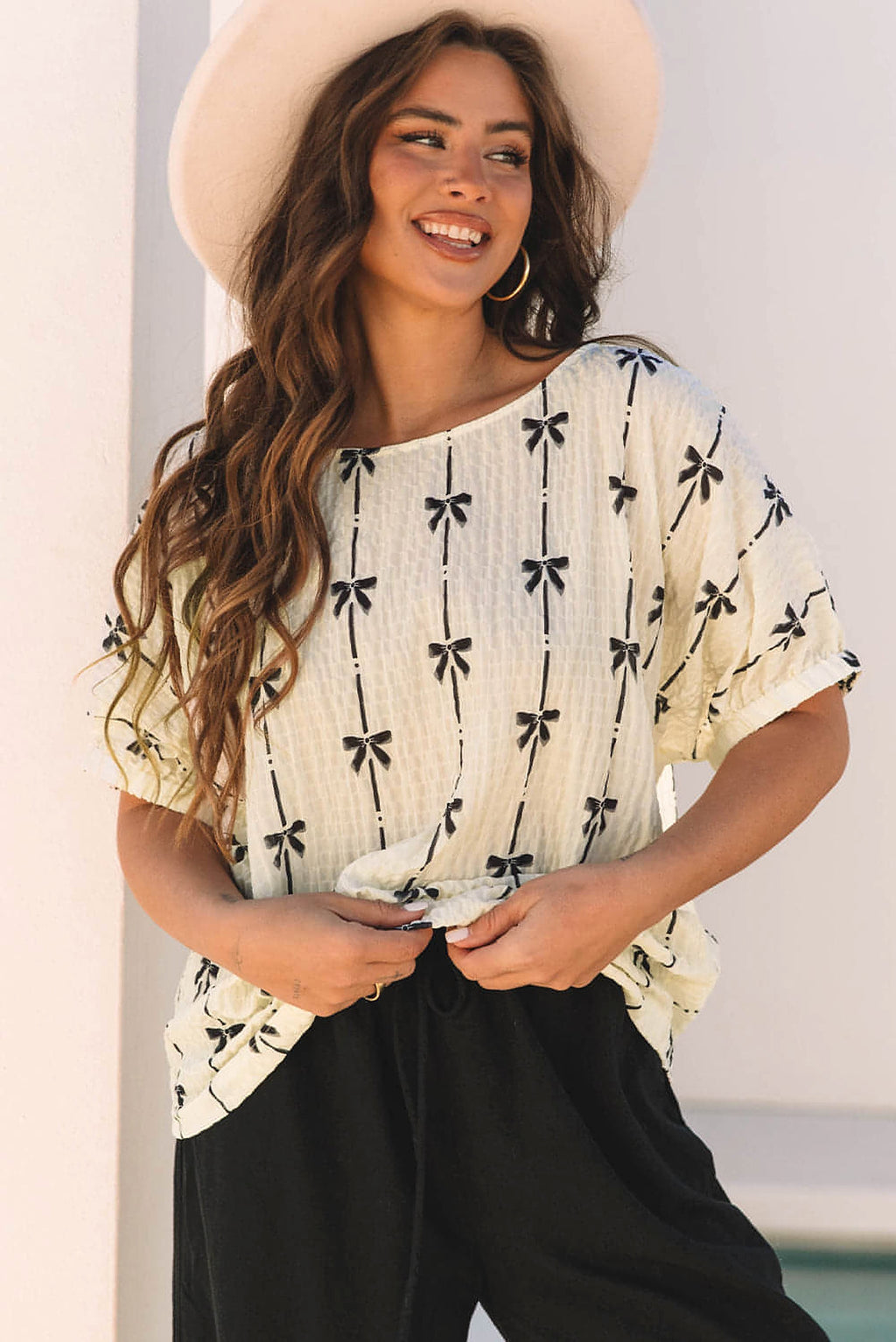 Beige Bow Print Puff Short Sleeve Top - enhanced image 4