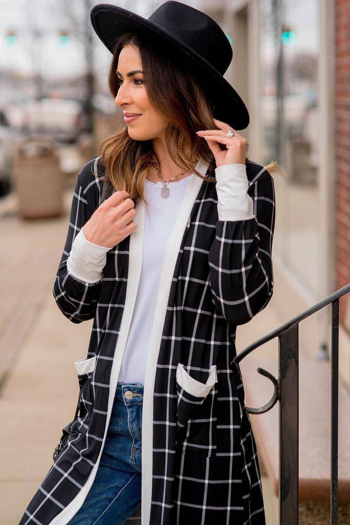 Black Plaid Colorblock Edge Open Cardigan with Pocket - enhanced image 4