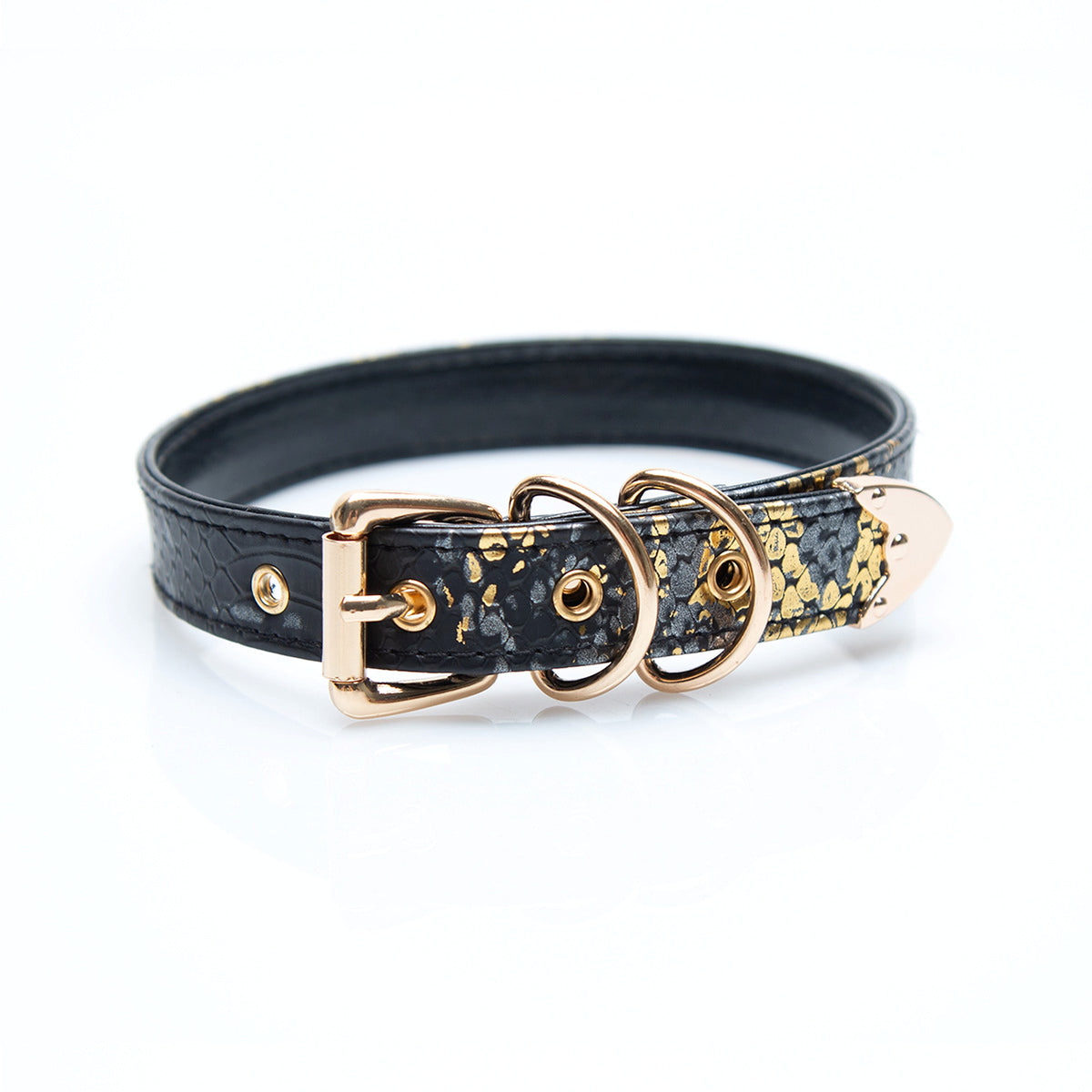 Creative And Minimalist Letter Snake Patterned Leather Collar - enhanced image 4