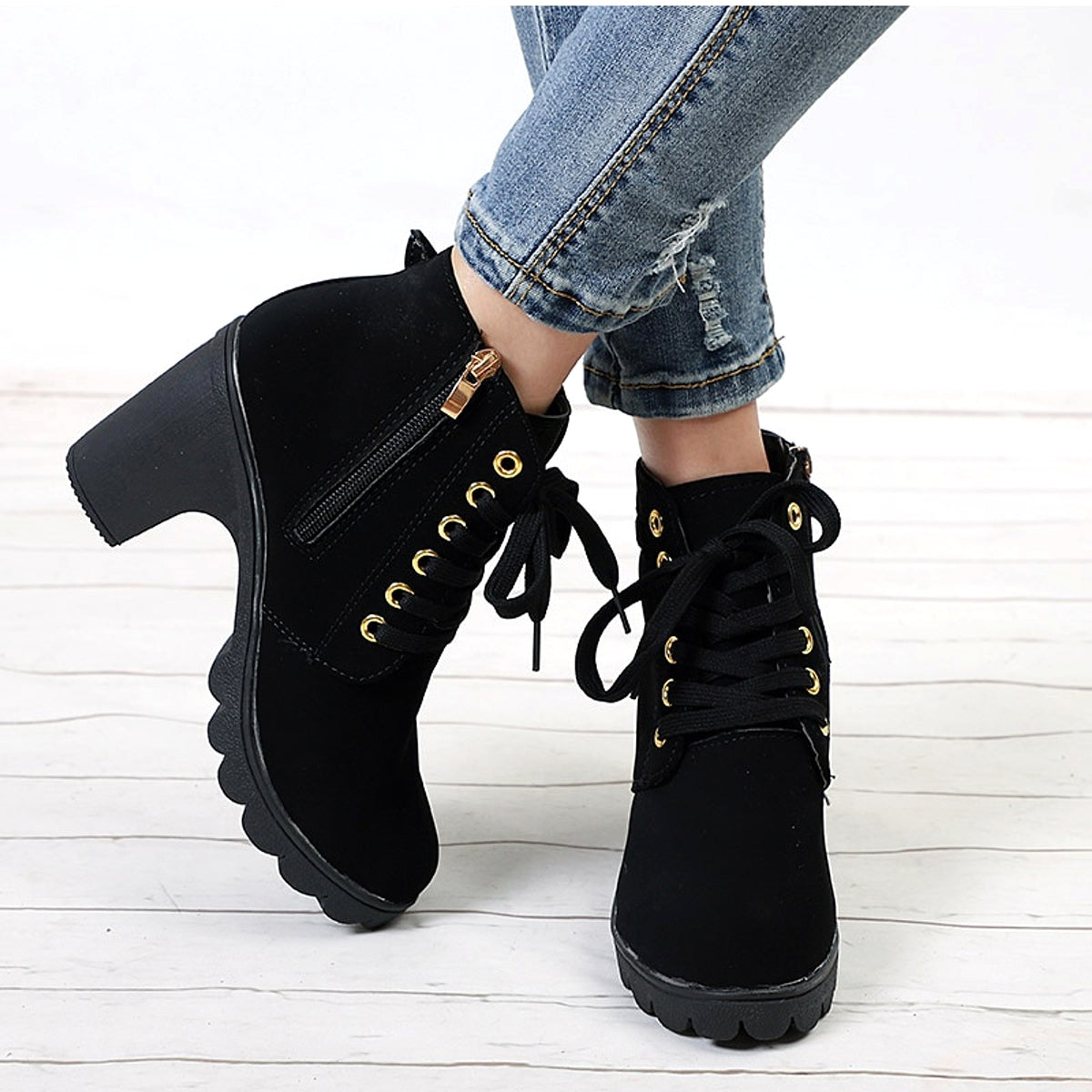 A.1 Cross strappy boots Women - enhanced image 4