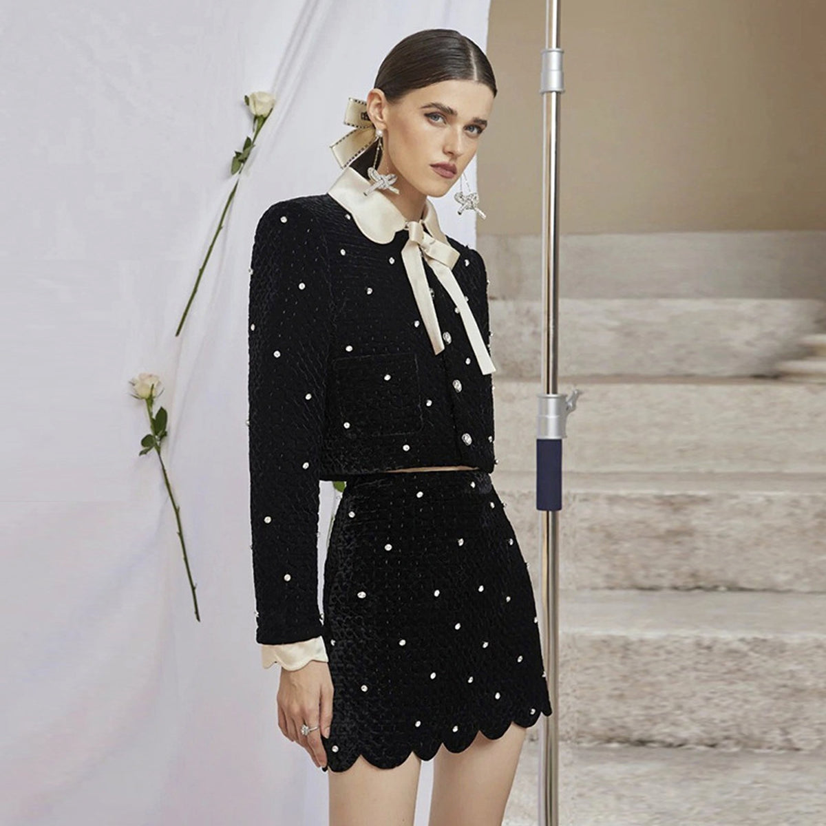 A1. Fall Younger Velvet Suit Top And Skirt Two-piece Set For Women - enhanced image 4