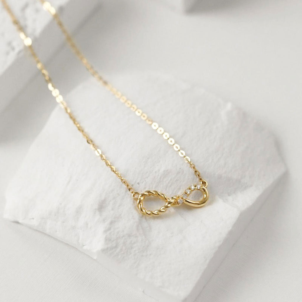 Fashion Versatile Elegant Octagonal Lock Necklace - enhanced image 4