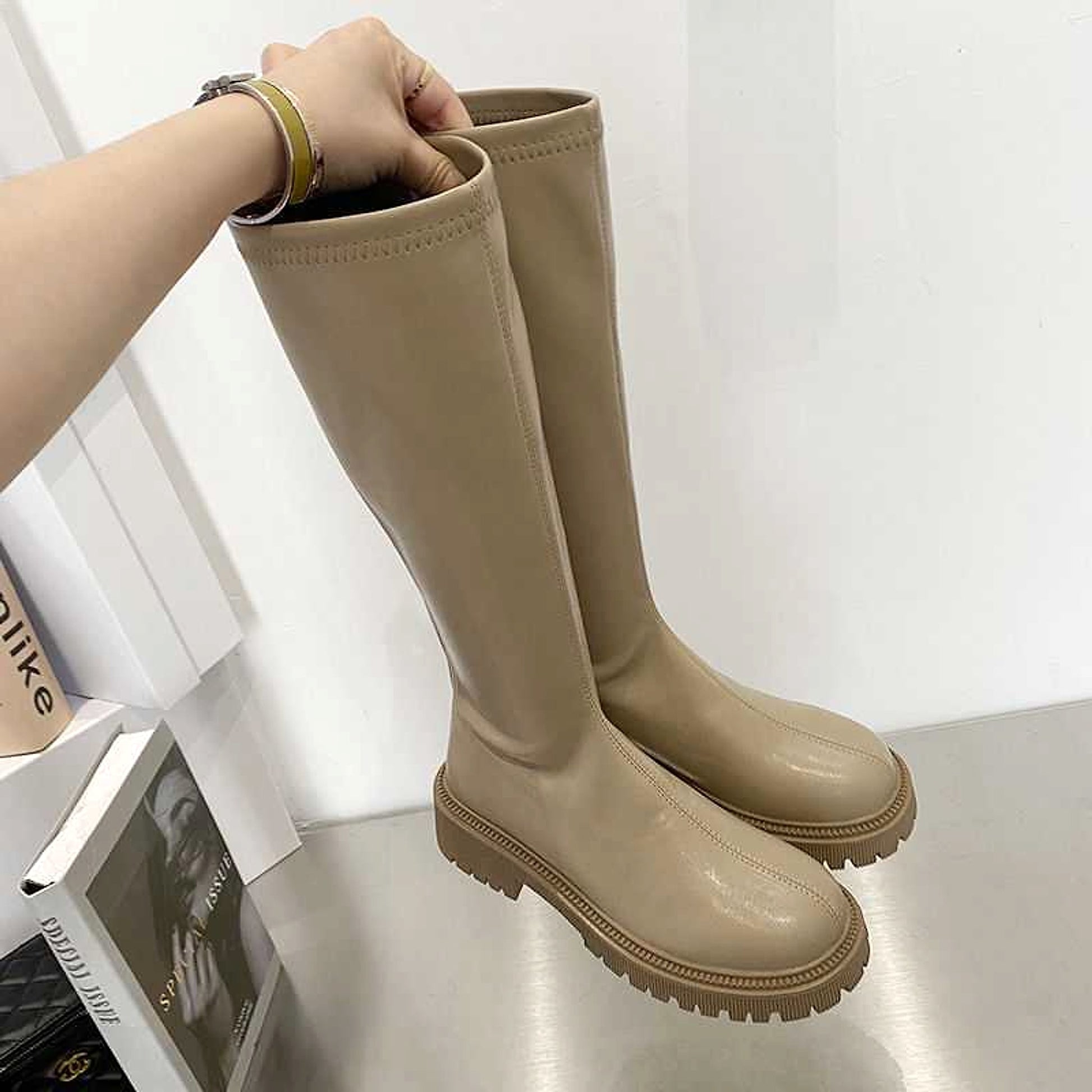 Warm Thick Soled  Boots Women - enhanced image 4