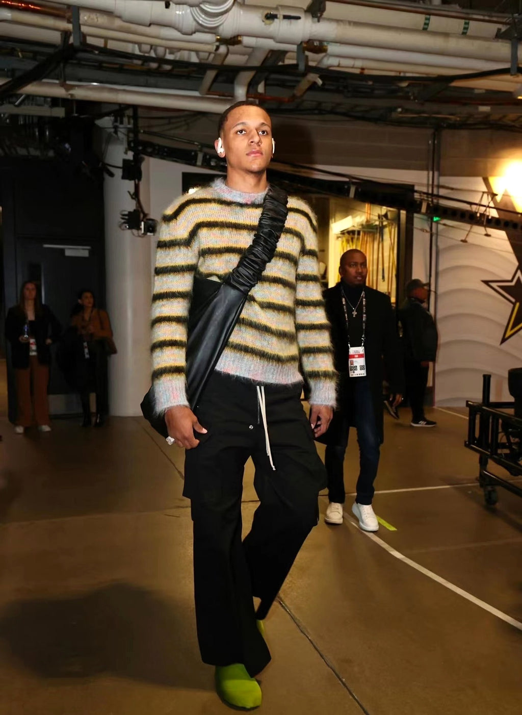 High Street American Style Trend Loose Striped Sweater Men - enhanced image 4