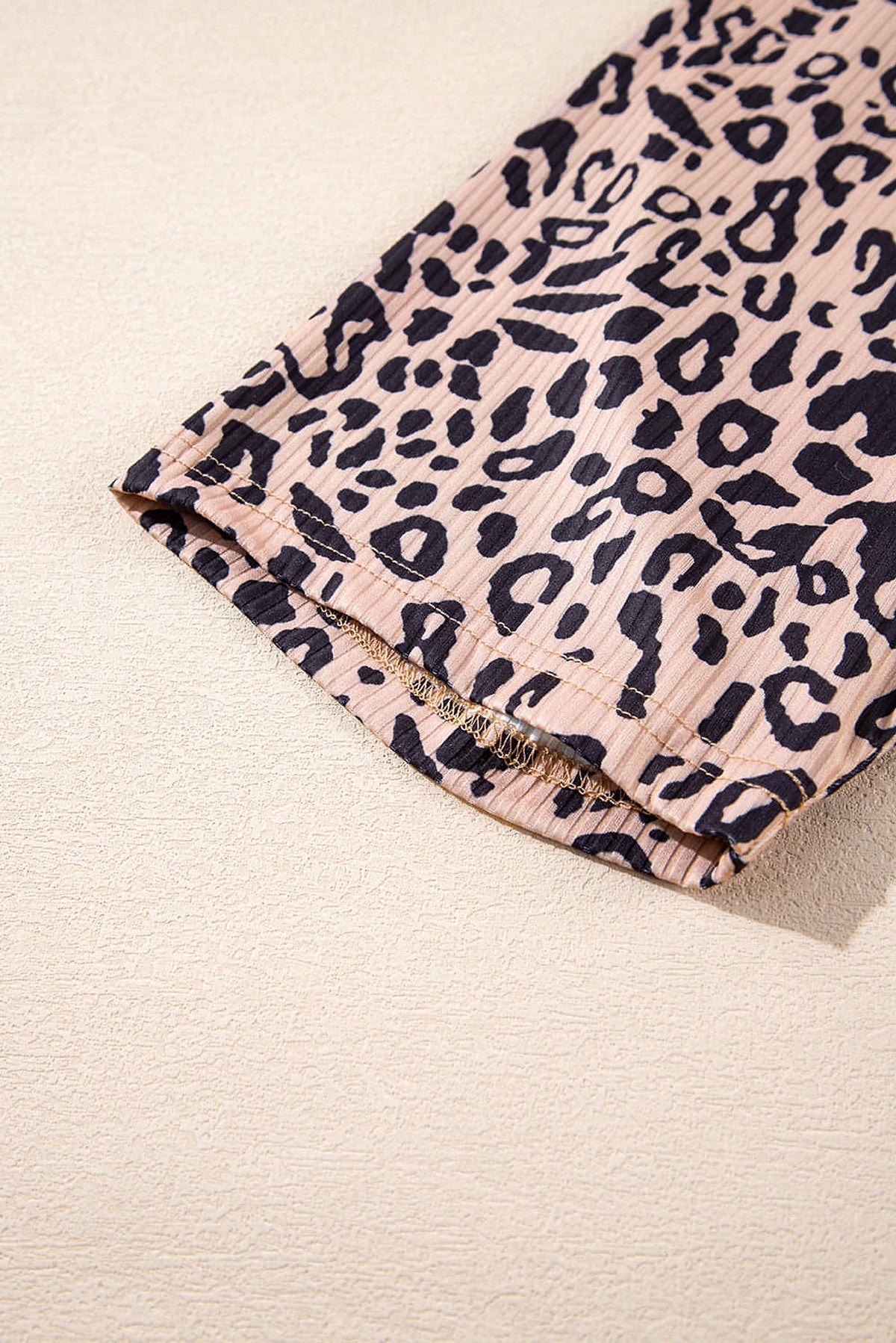 Khaki Leopard Print Ribbed Textured Knit Biker Shorts - enhanced image 4