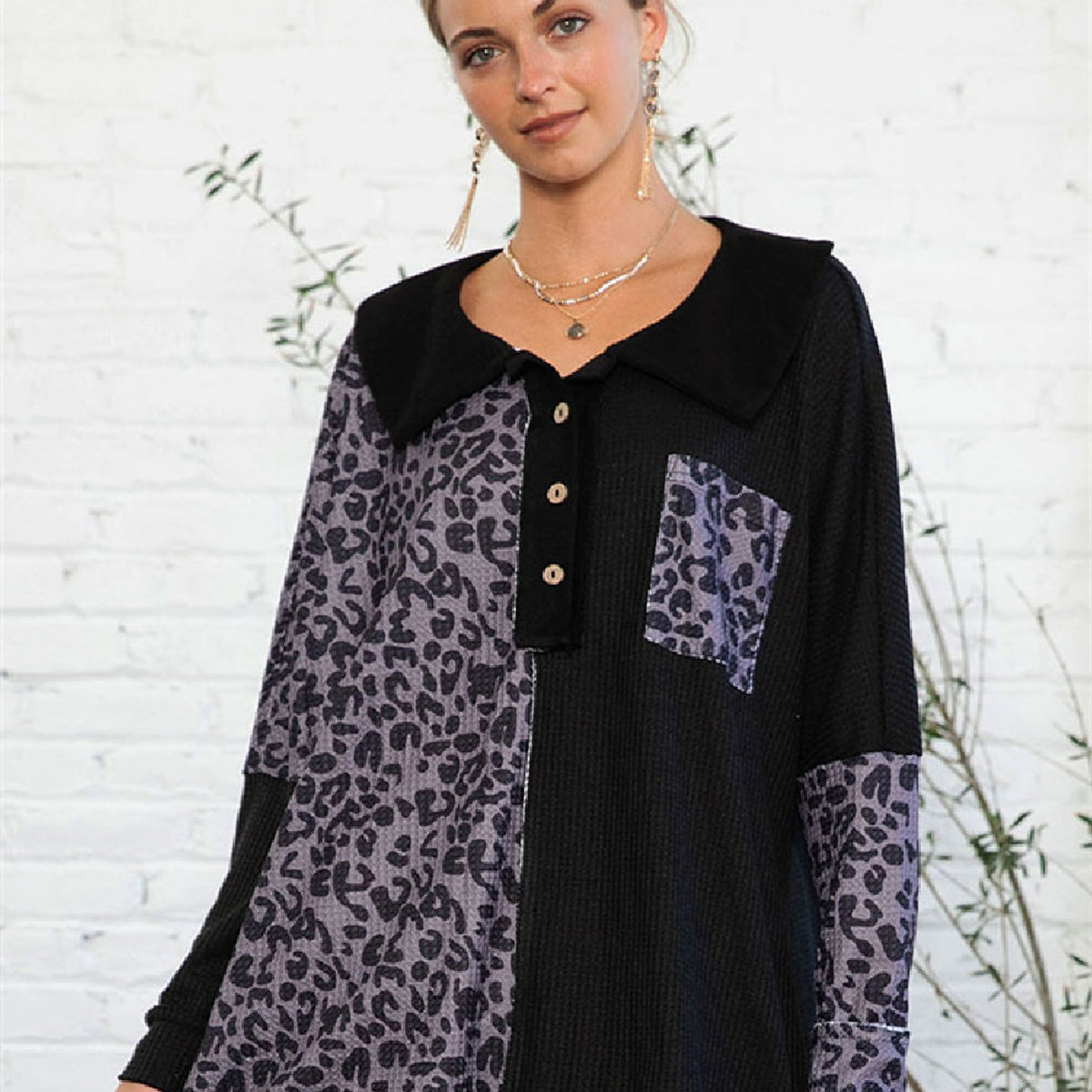 Loose Contrast Color V-neck Sweater Women - enhanced image 4