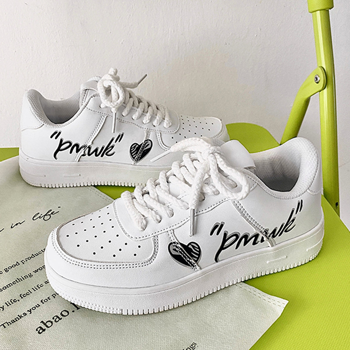 Low Cut Small White Shoe Men - enhanced image 4