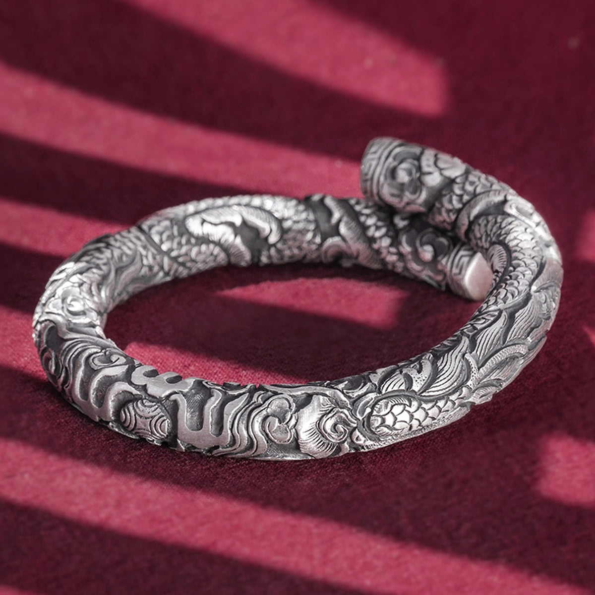Men's Silver Double Head Bead Playing Bracelet - enhanced image 4