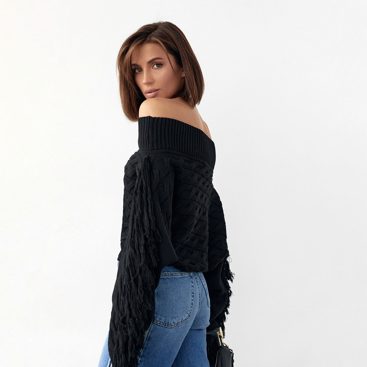 A Pure Color Elegant Style Woolen Tassel Design Sweater  Women - enhanced image 4