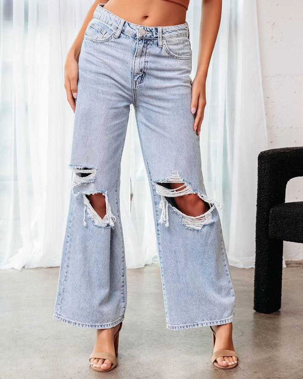 Ripped Slimming Jeans For Women - enhanced image 4