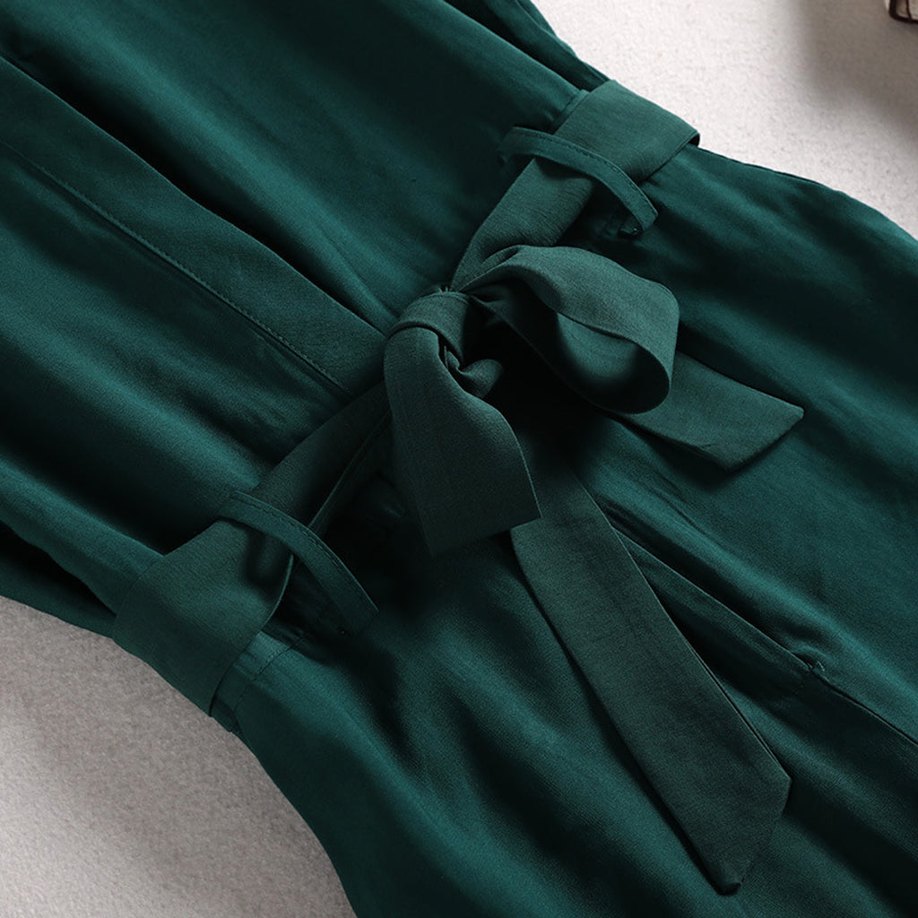 Sleeveless V-neck jumpsuit - enhanced image 4
