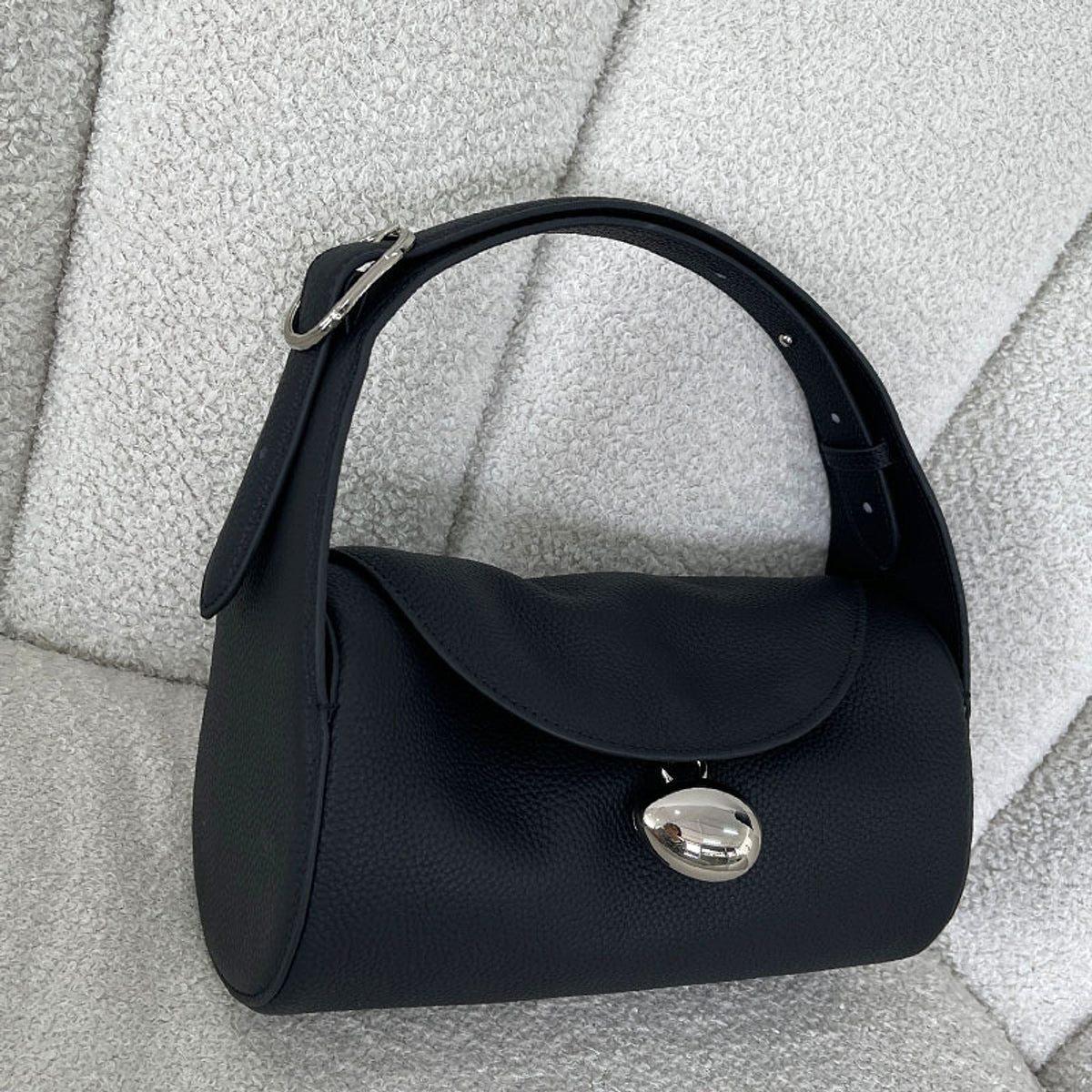 SolunaLuxe™ – Lunar Curve Shoulder Bag - enhanced image 4