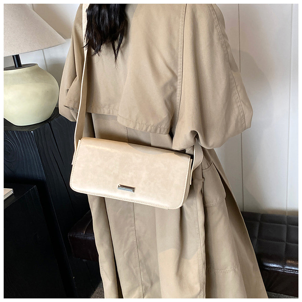 UrbanEase™ – Nylon Baguette Bag - enhanced image 4