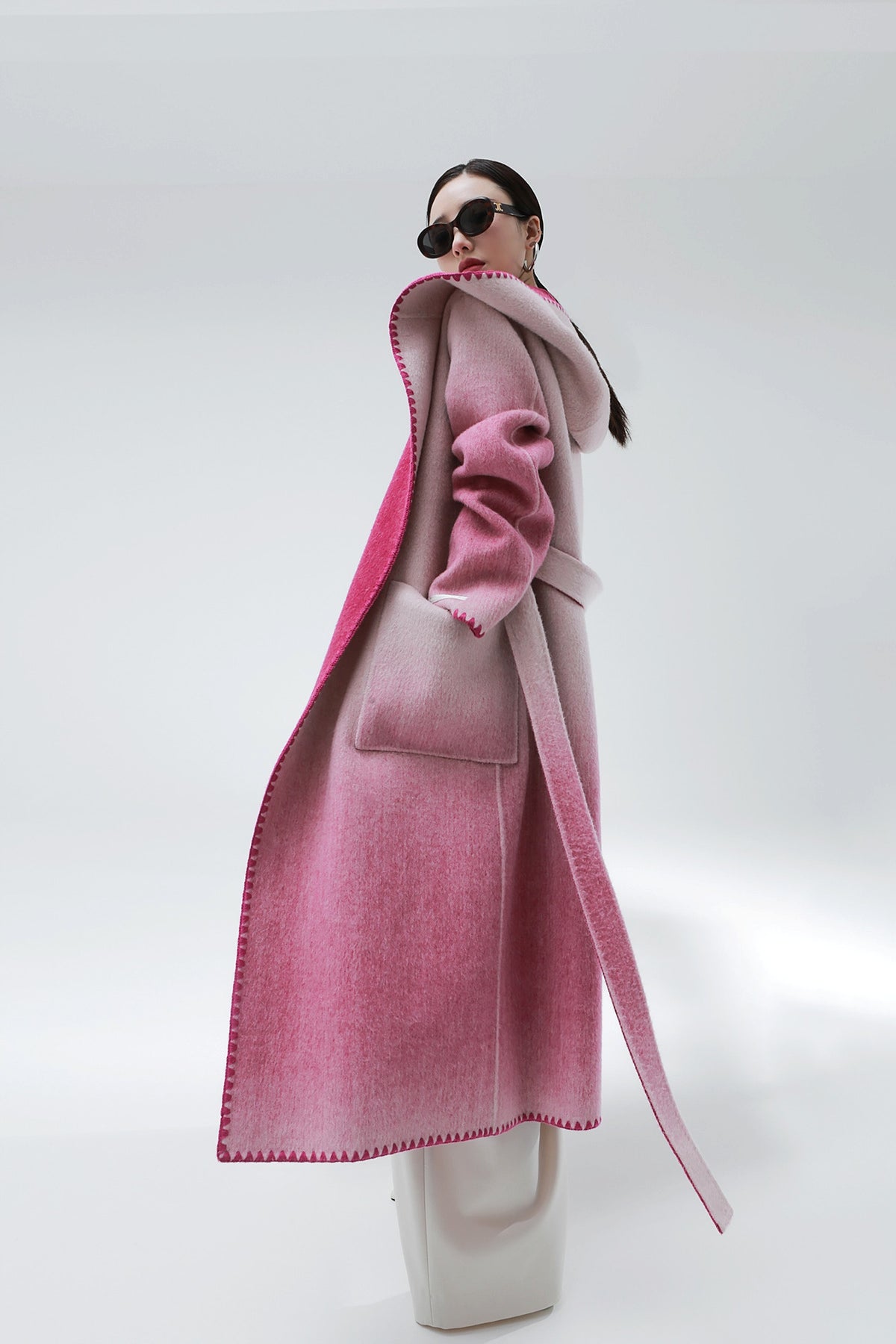 Women's Fashion Reversible Cashmere Coat – Luxury & Versatility - enhanced image 4