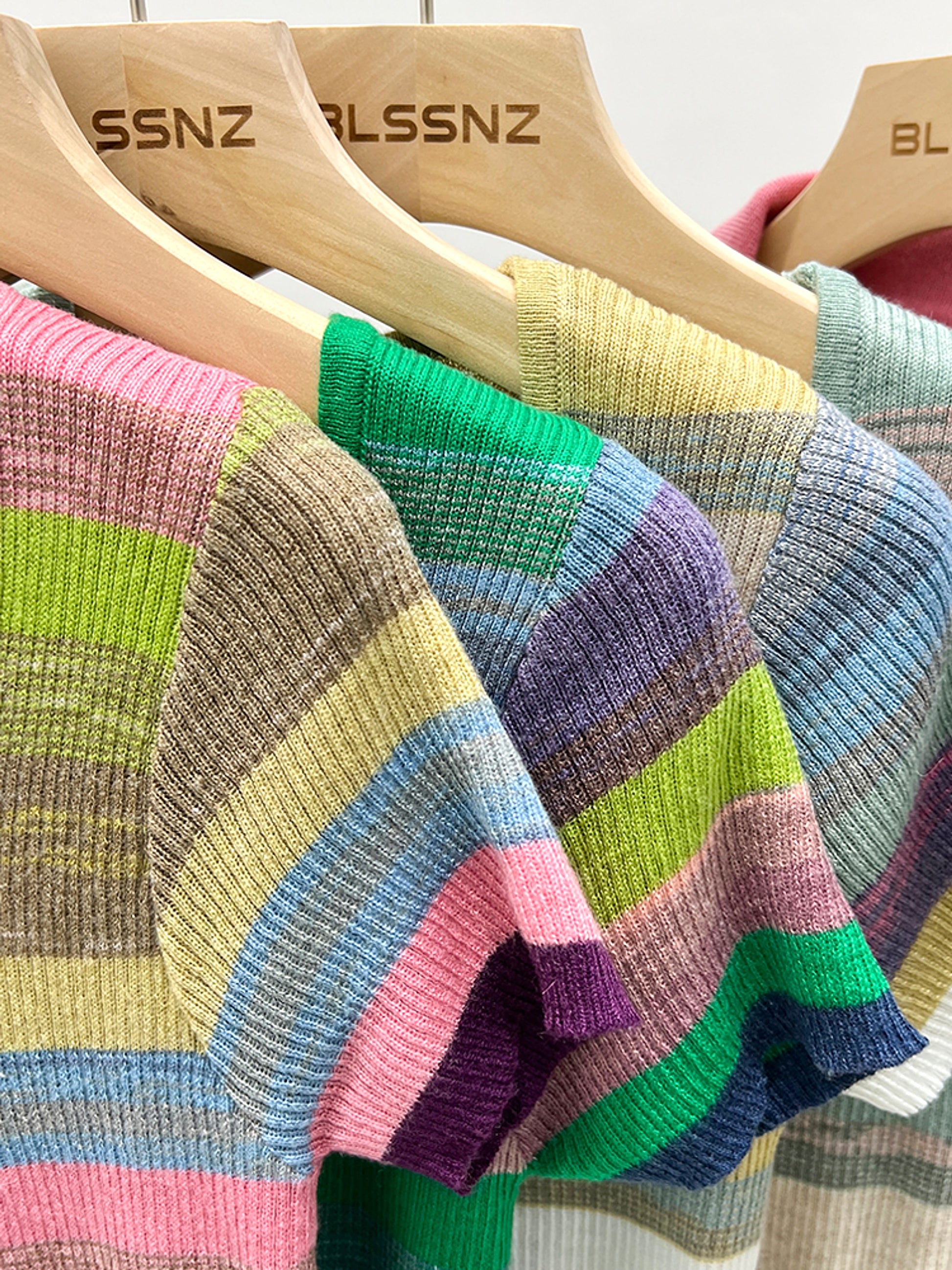 Women's Short Sleeve Square Collar Striped Ice Silk Knitted Sweater - enhanced image 4