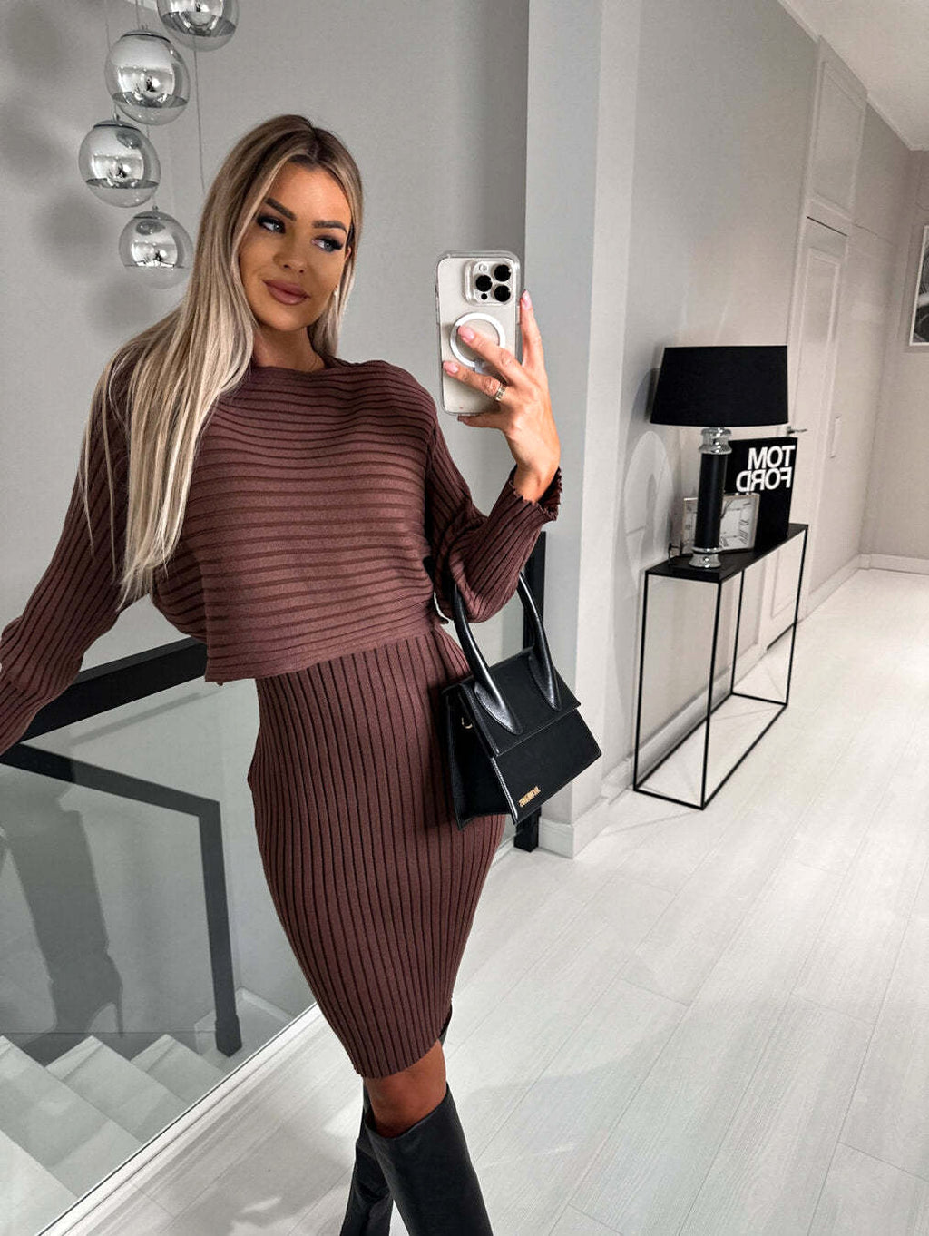 Suit Women's Solid Stripe Long-sleeved Top And Tight Suspender Skirt - enhanced image 5