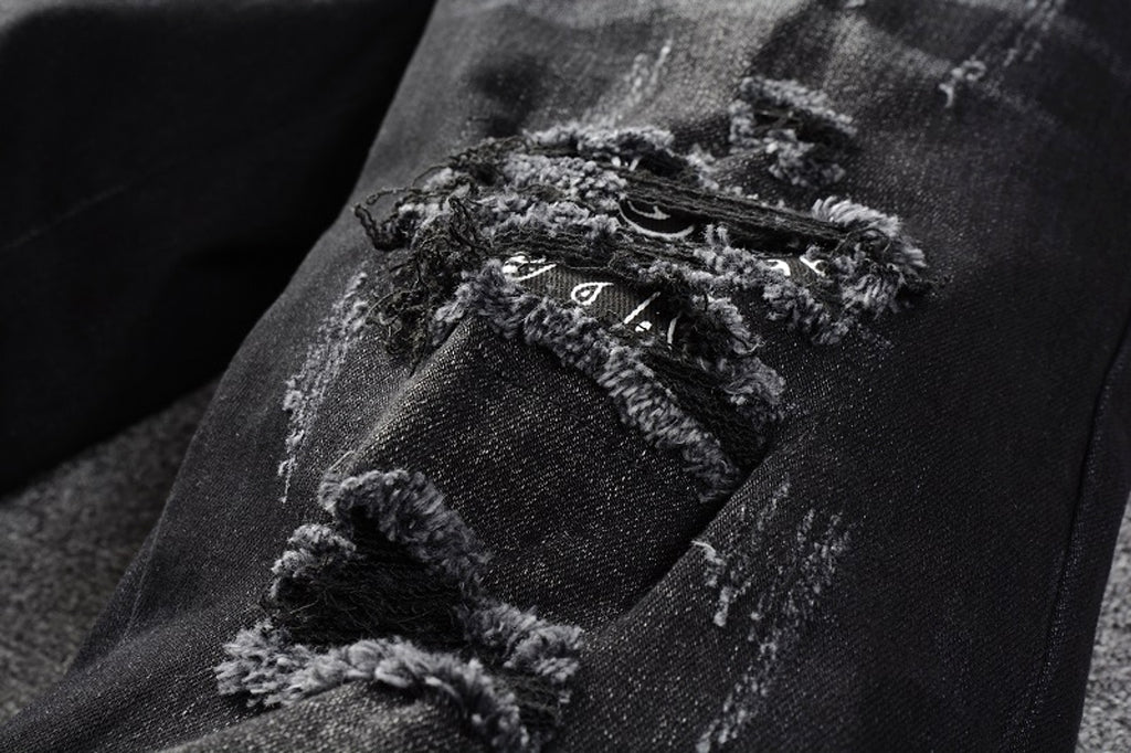 Black Cashew Flower Printed Patch Torn Jeans For Men - enhanced image 5