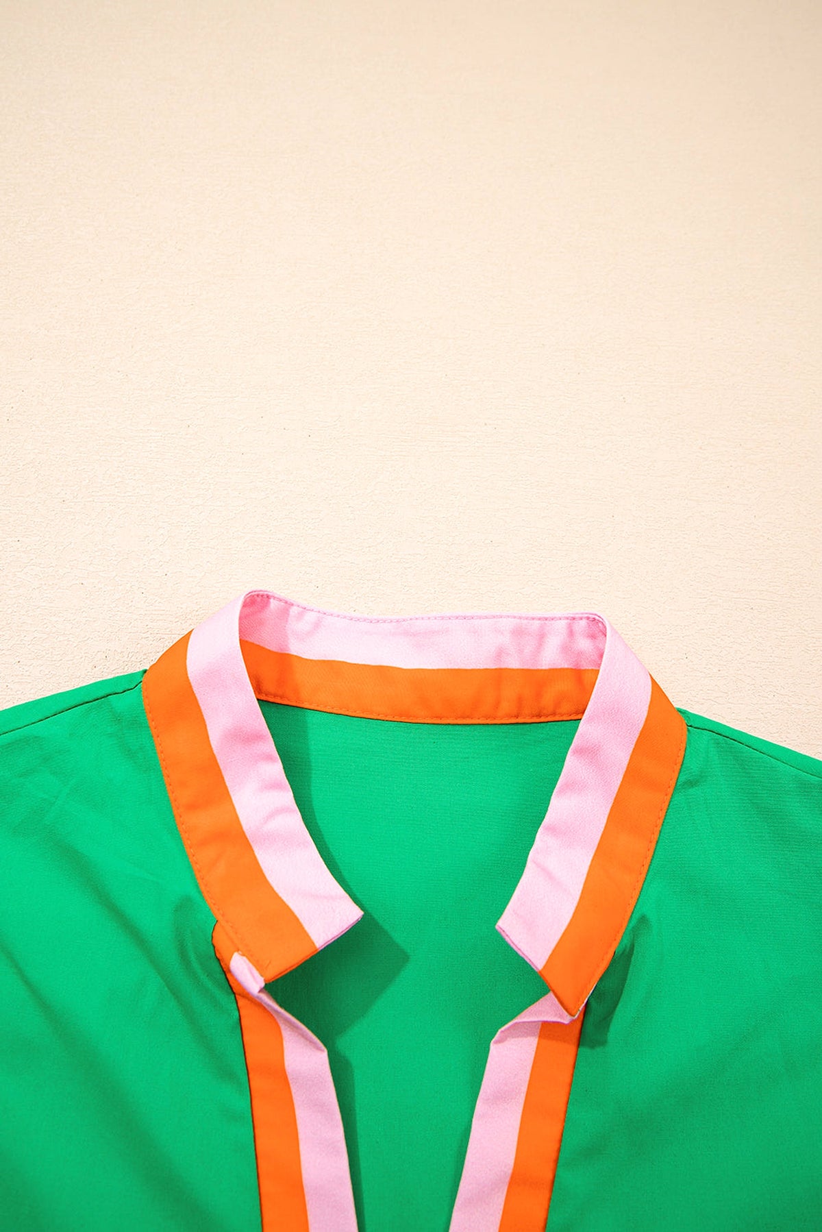 Bright Green Contrast Striped V Neck Collision Short Puff Sleeve Blouse - enhanced image 5