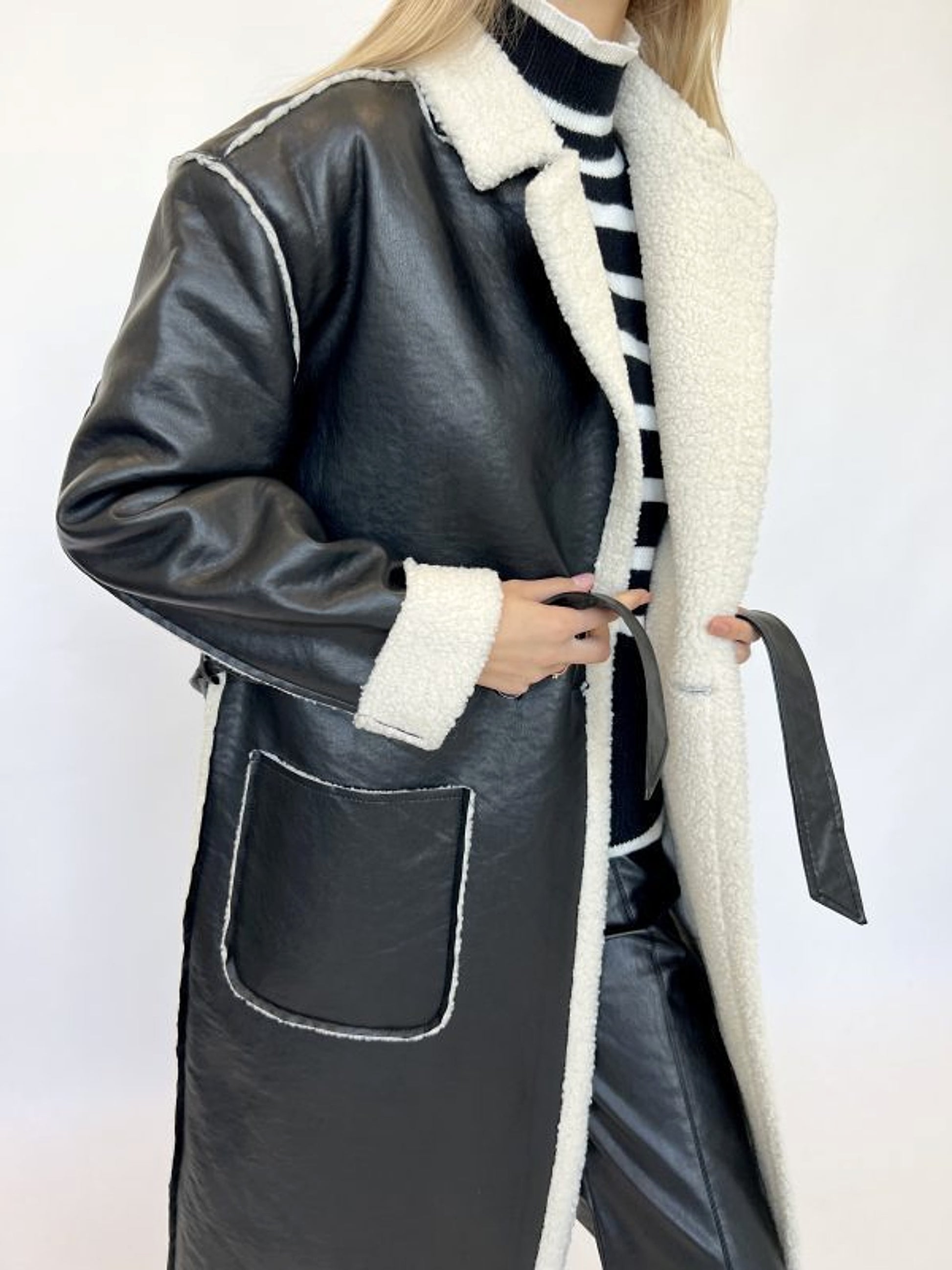 A1. Casual Leather Thickened Loose Fashionable Jacket - enhanced image 5