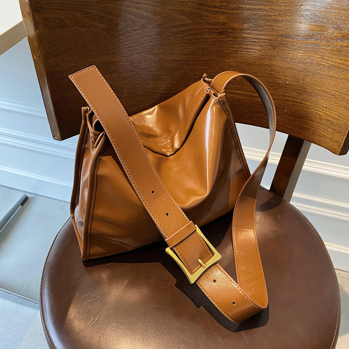 CityEdit™ – Retro Large Tote with Bold Strap - enhanced image 5