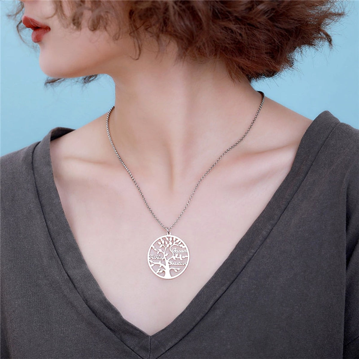 Personalized Gold Family Tree Name Necklace – Custom Engraved Jewelry - enhanced image 5