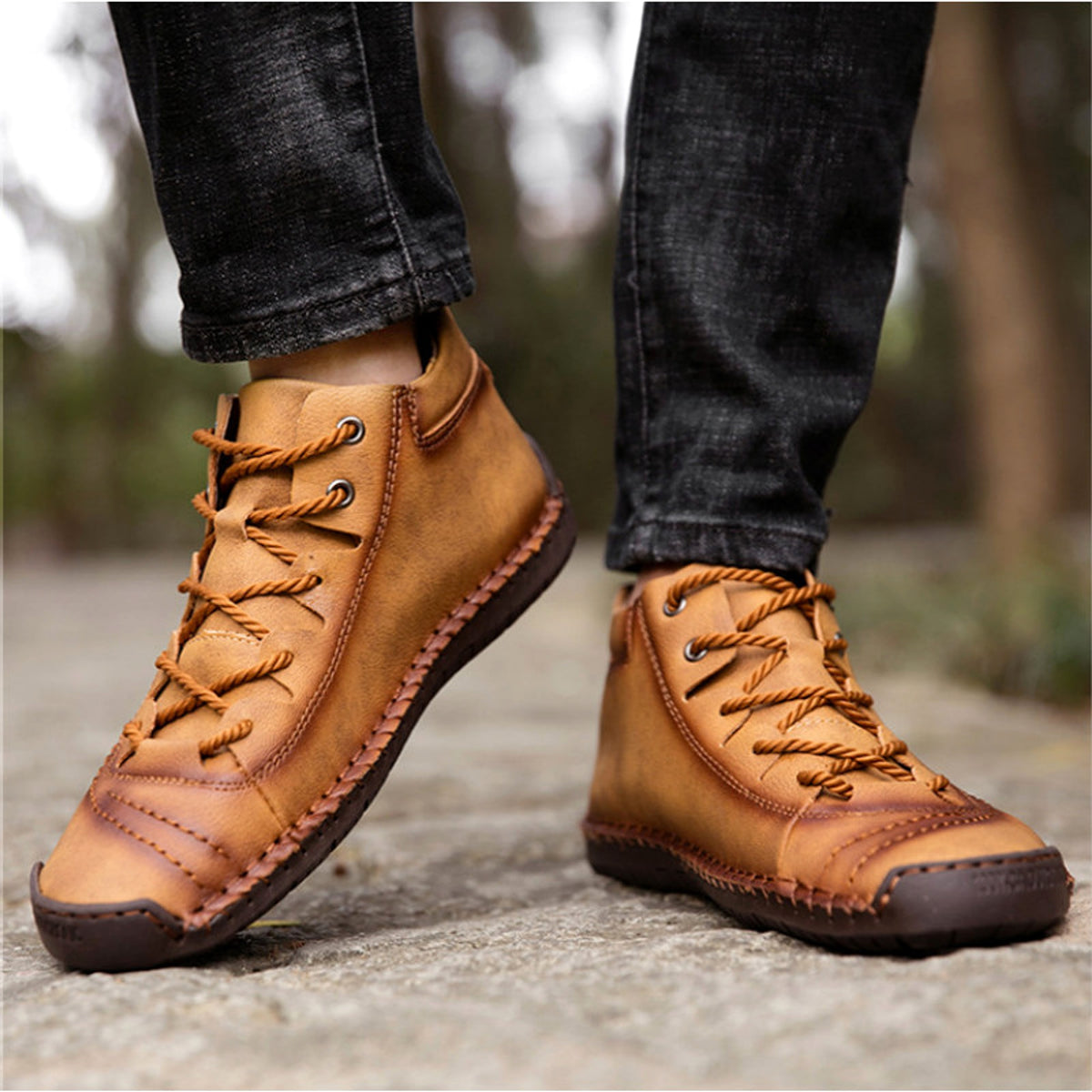 A1. Hand-sewn Men's Oversize Outdoor Boots Leather Shoes - enhanced image 5