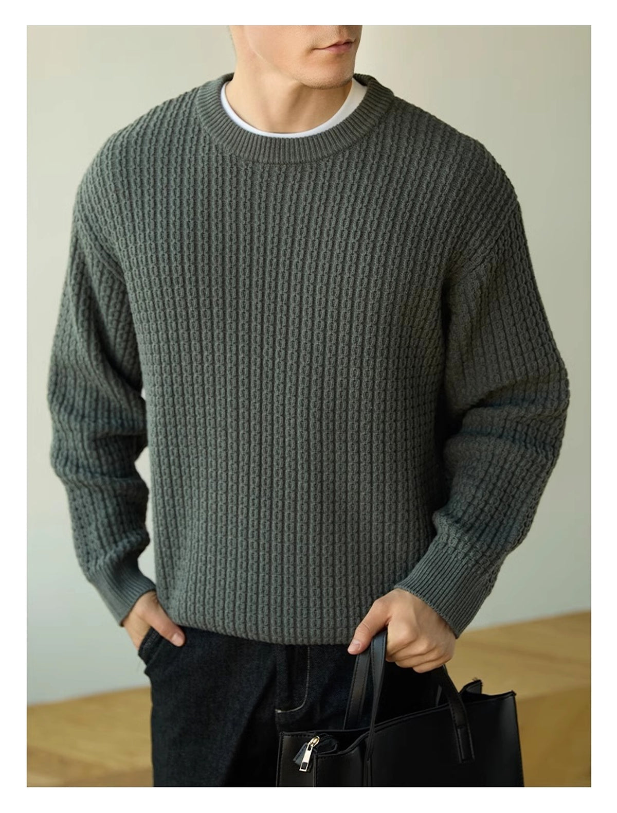 High-end Long Sleeve Loose Round Neck Men's Knitwear - enhanced image 5