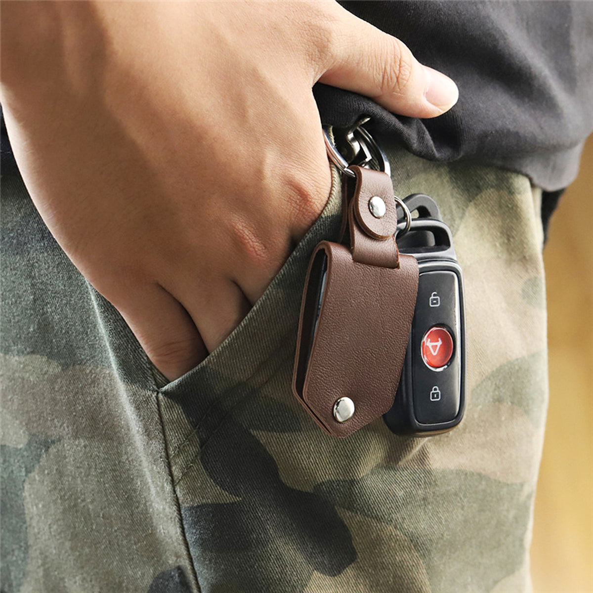 Personalized Leather Photo Frame Key Ring – Stylish & Functional Gift - enhanced image 5