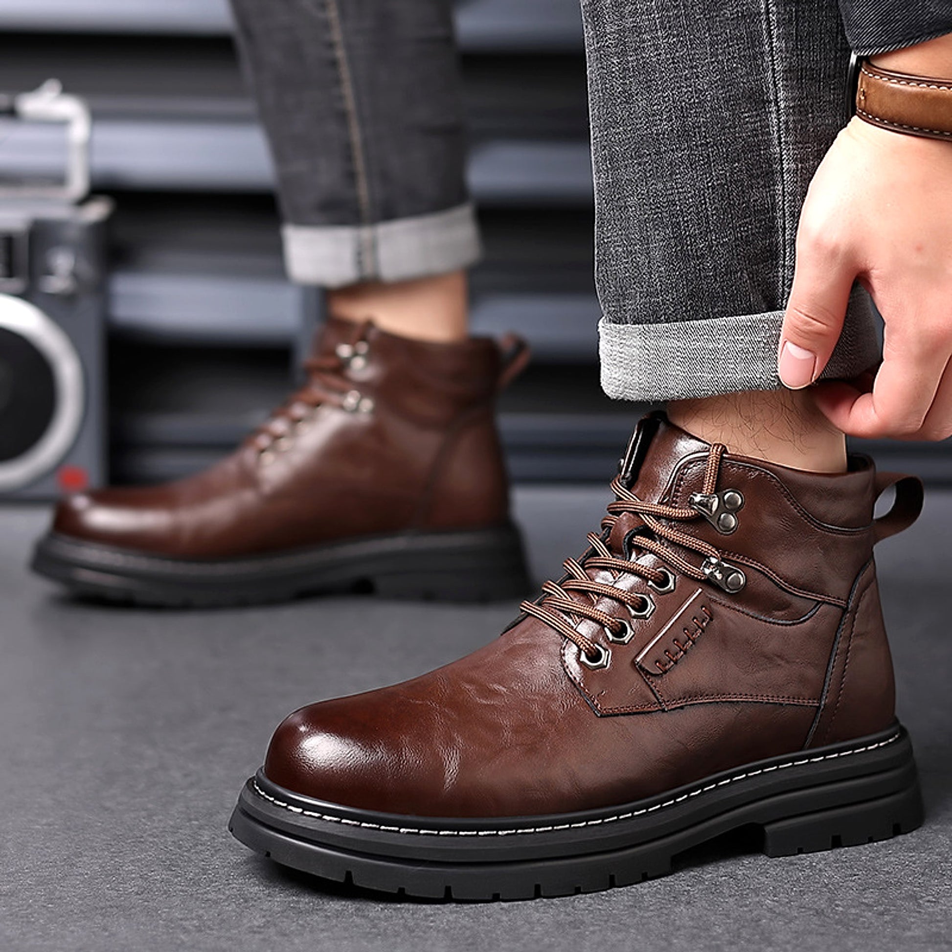 A.1 Men's Fashion British Style High-top Boots - enhanced image 5
