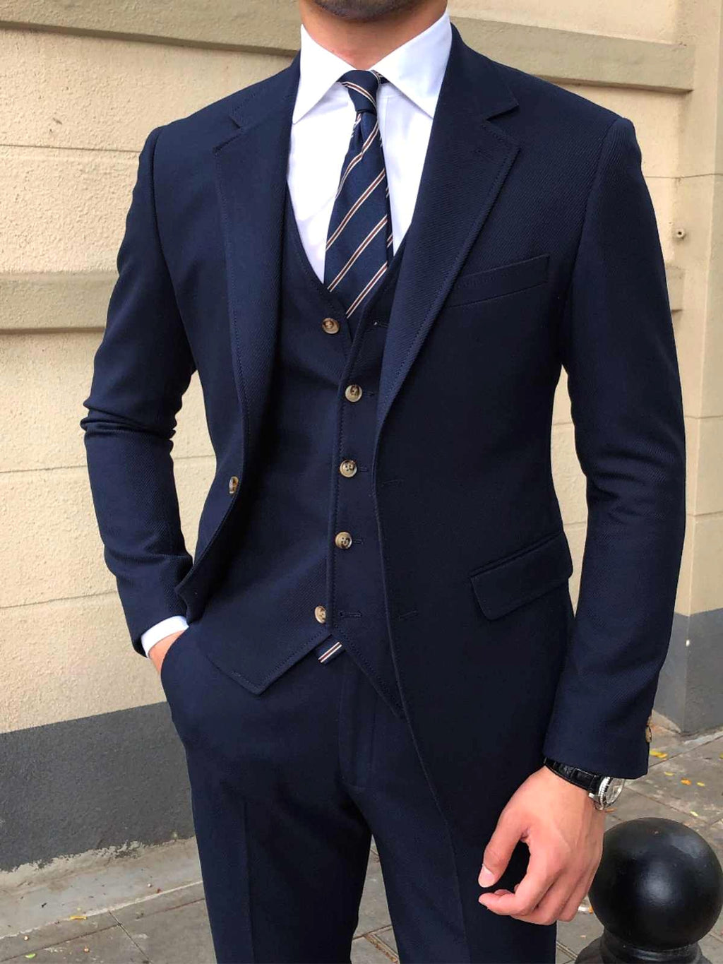 Vérselle™ – Slim-Fit Modern Three-Piece Suit - enhanced image 5