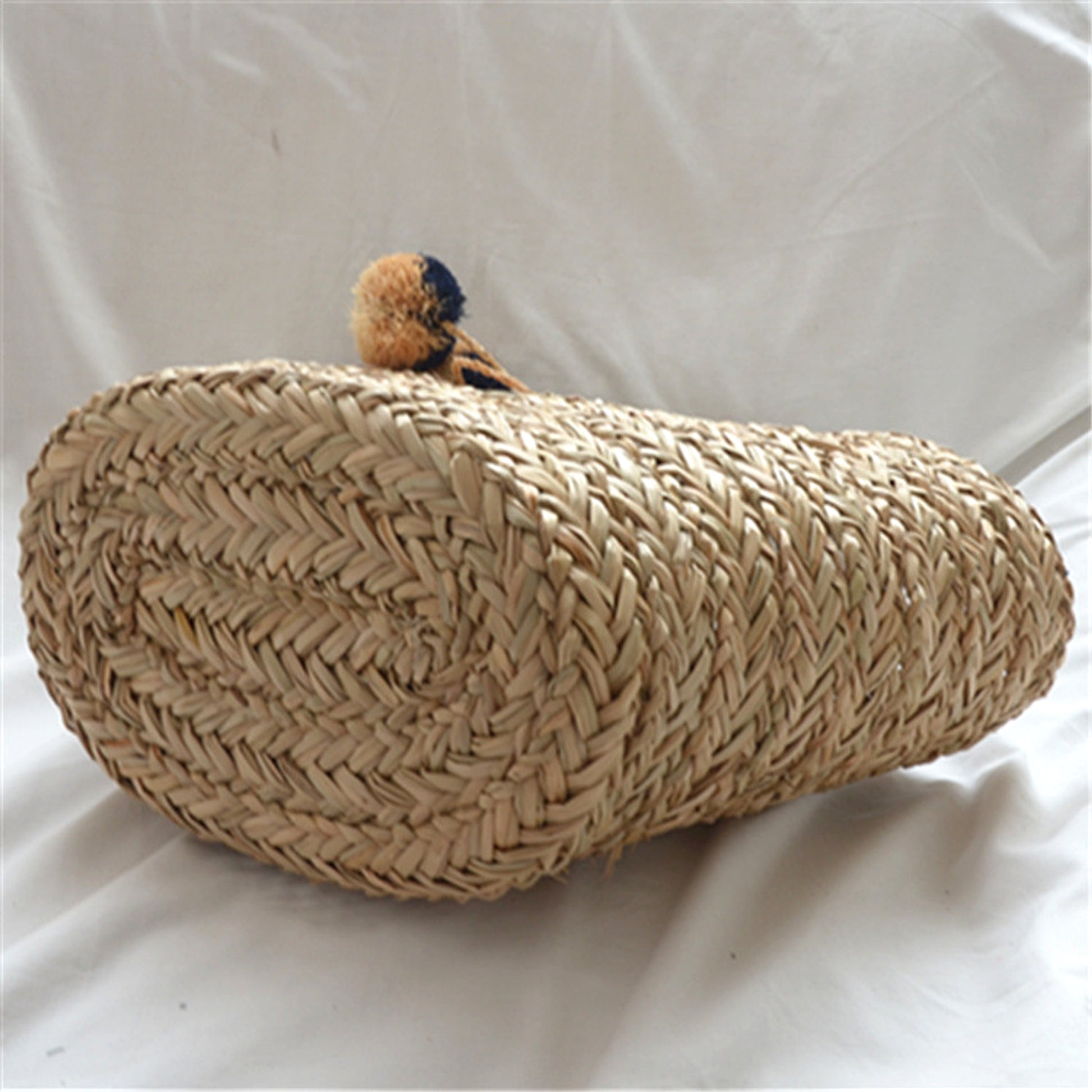 SolunaWeave™ – Raffia Pom Beach Bag - enhanced image 5