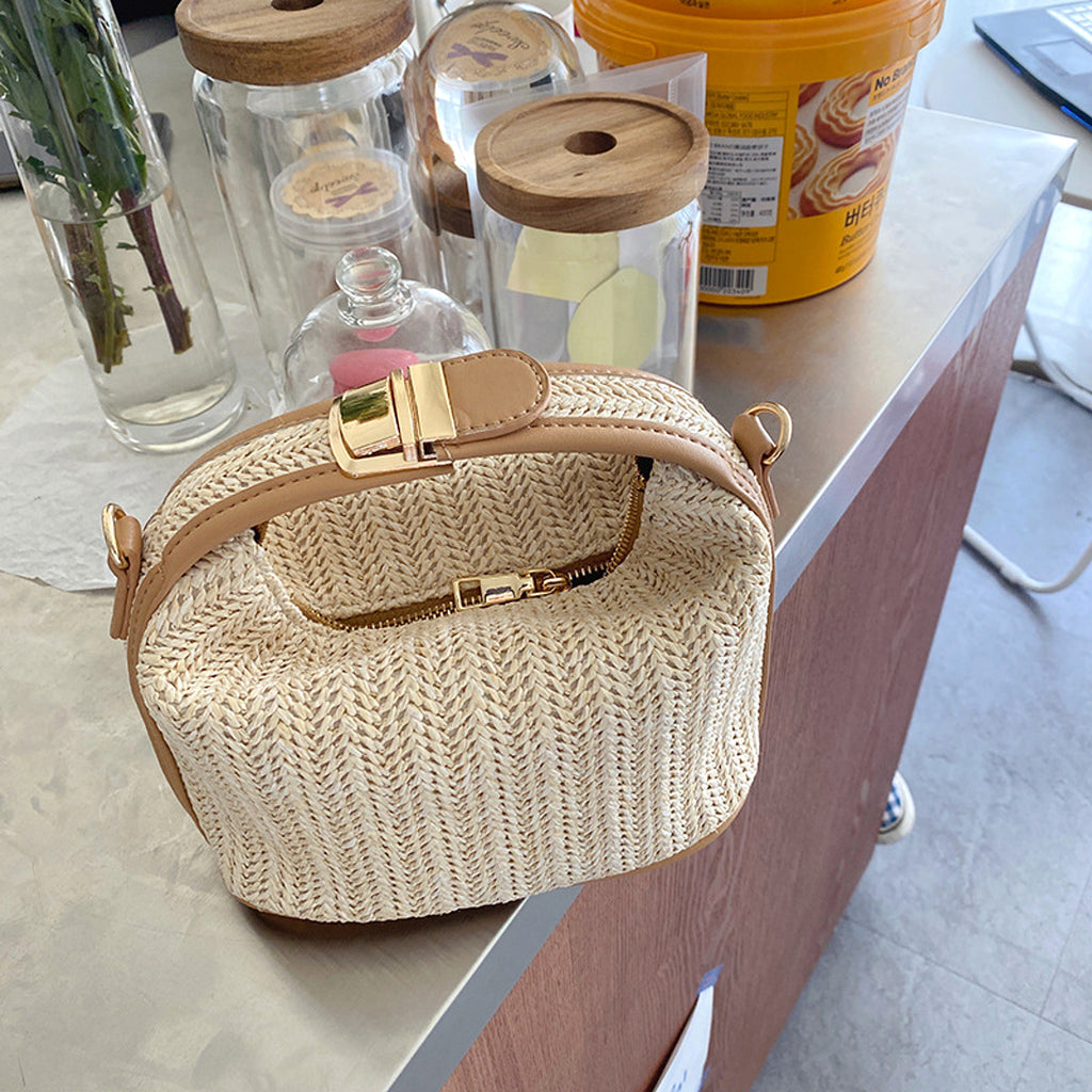 SolunaWeave™ – Urban Straw Zip Bag - enhanced image 5