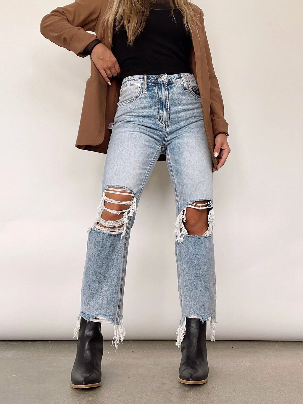 Water Washed Hole High Waist Loose Straight Trousers Women Jeans - enhanced image 5