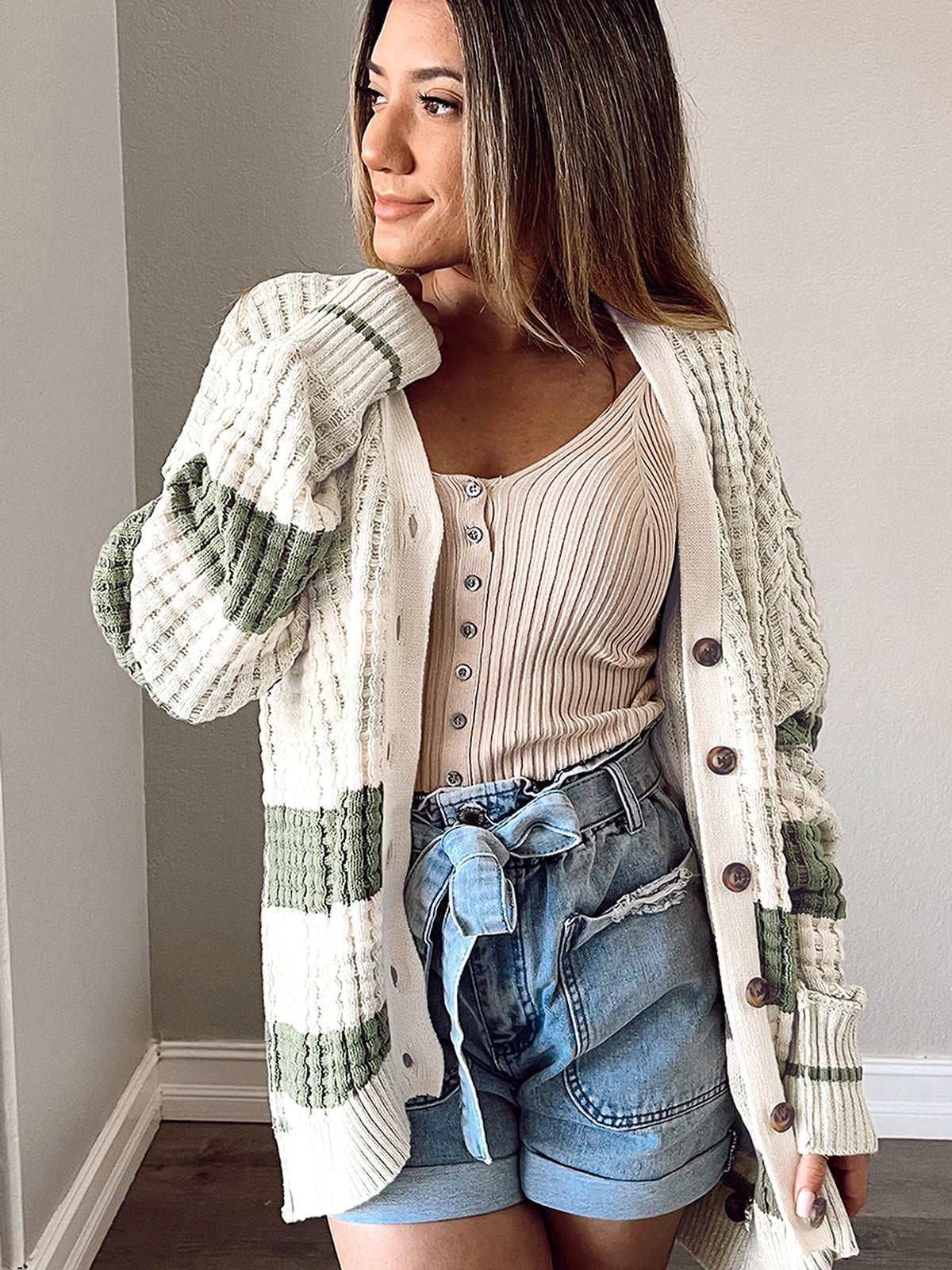 Women's Color Matching Long-sleeved Cardigan Loose Sweater - enhanced image 5