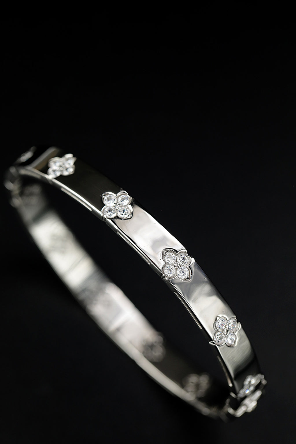 LuxeJewels™ – Vintage Clover 925 Silver Bracelet - enhanced image 5