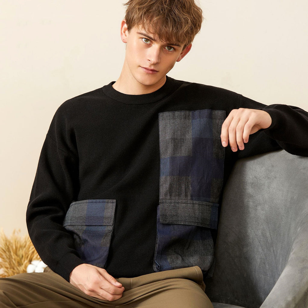 Youth Symmetrical Plaid Big Pocket Decorated Sweater Men - enhanced image 5