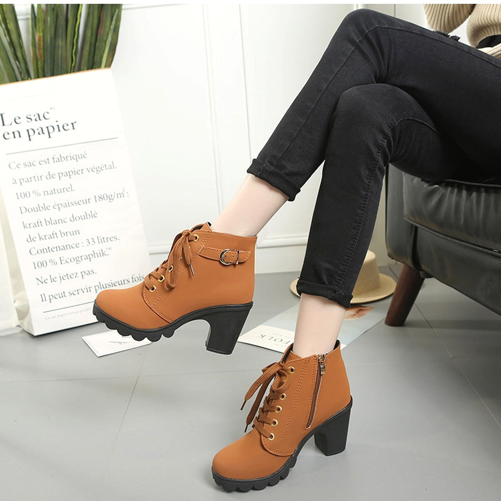 A.1 Cross strappy boots Women - enhanced image 6