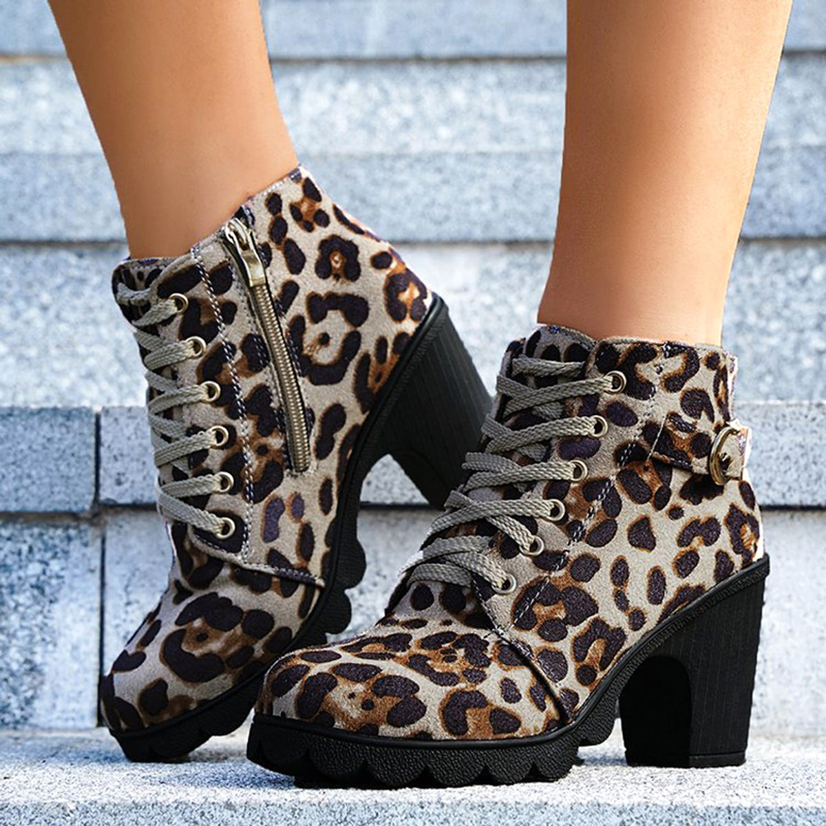 A1. Fashoin Leopard Print Women Boots Shoe Winter Square - enhanced image 6