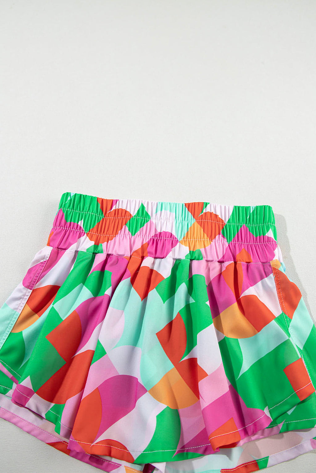 Green Abstract Print Smock Waist Casual Shorts - enhanced image 6