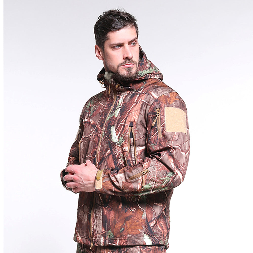 Men Outdoor Windproof And Waterproof Warm Rushing Jacket - enhanced image 6