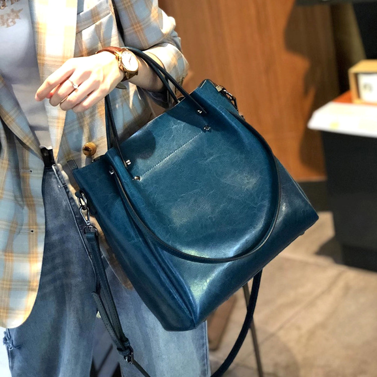 SolunaWeave™ – Heritage Luxe Leather Tote - enhanced image 6