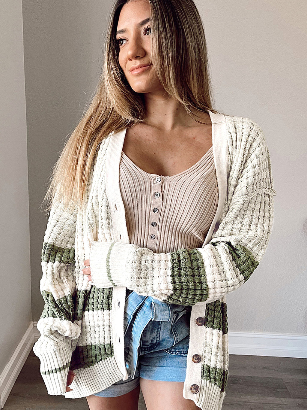 Women's Color Matching Long-sleeved Cardigan Loose Sweater - enhanced image 6