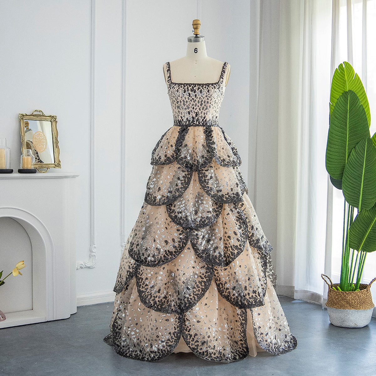 A1. Women's High-end Luxury Puffy Dress Skirt - enhanced image 6