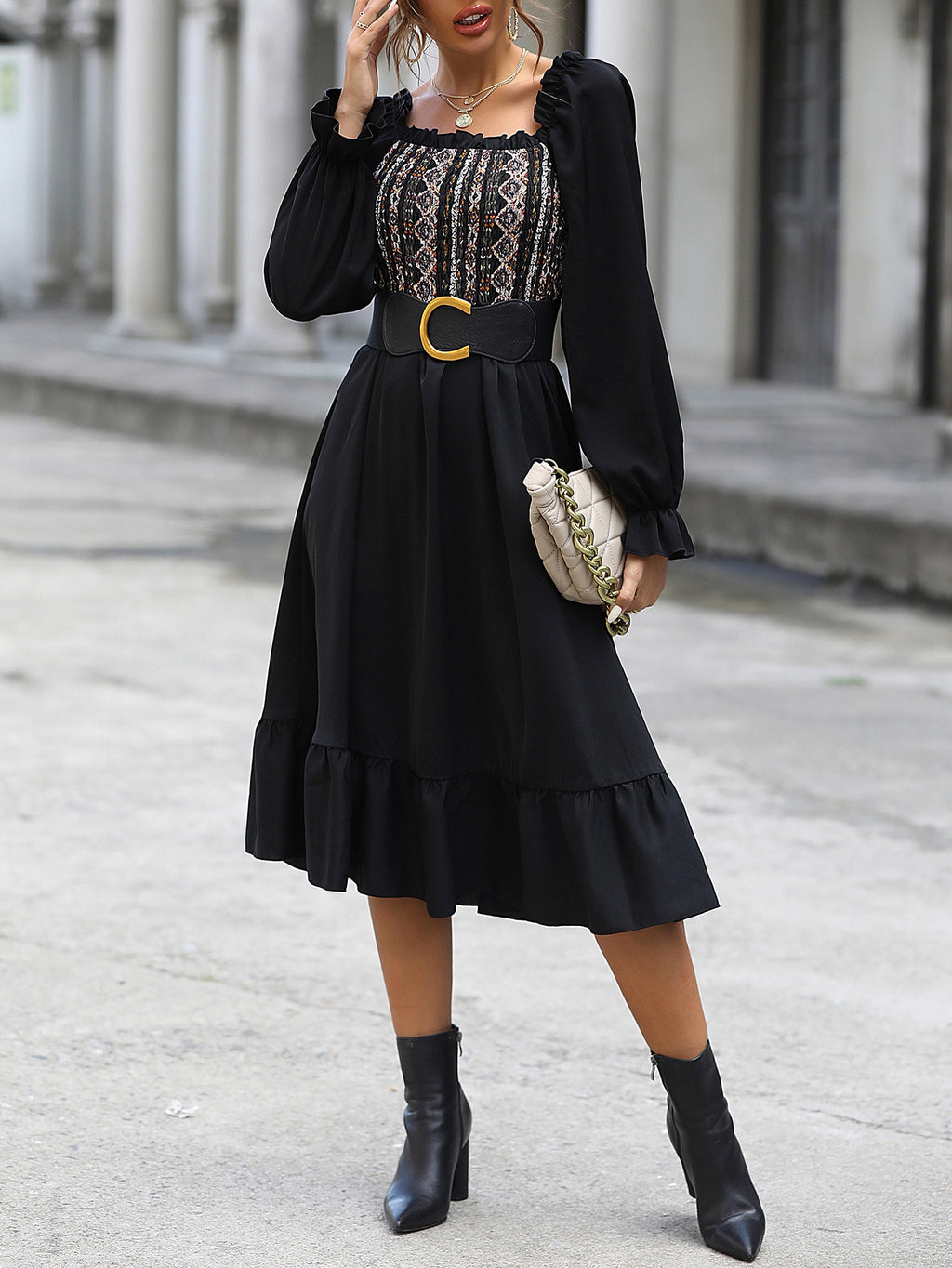 Women's Square-neck Cinched Midi Dress - enhanced image 6