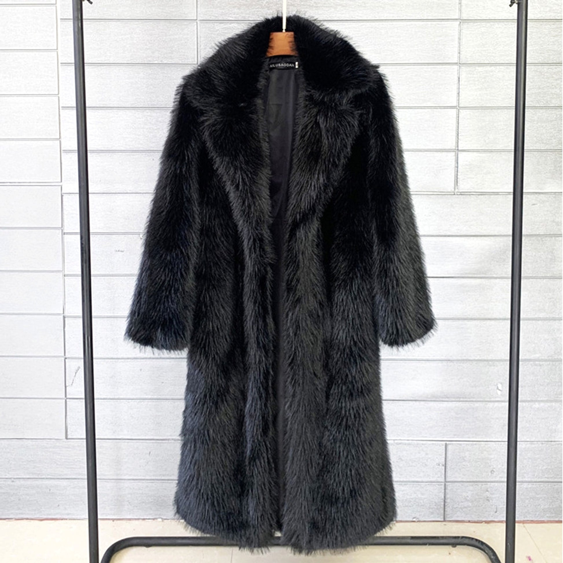 A Women's Suit Collar Jacket Fur - enhanced image 6
