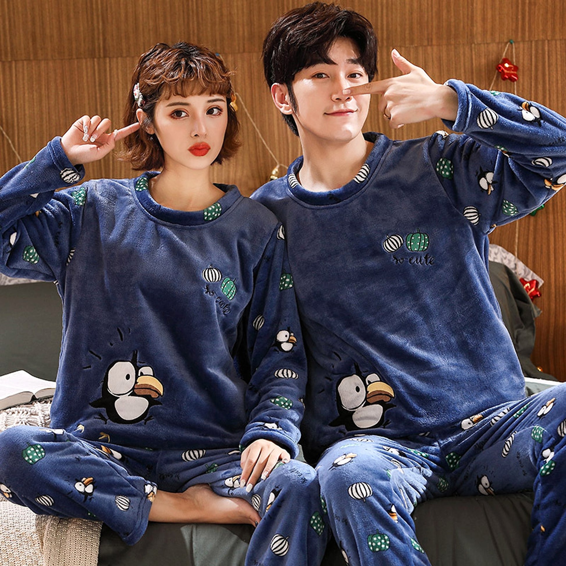 Couples Warm And Velvet Thickened Flannel Home Service Pajamas Set - enhanced image 7